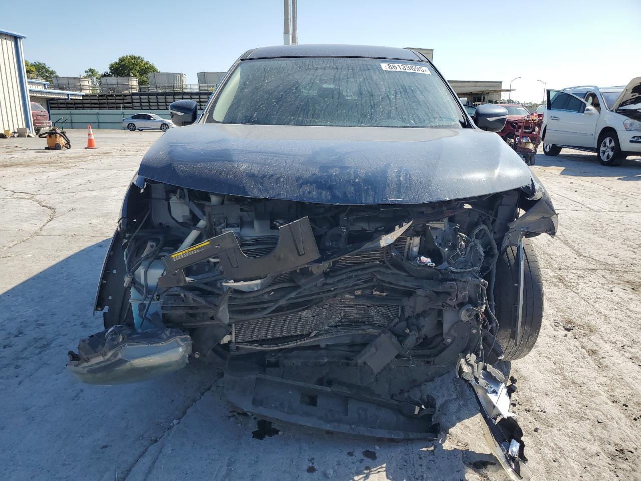 2015 Nissan Rogue S - Image 5