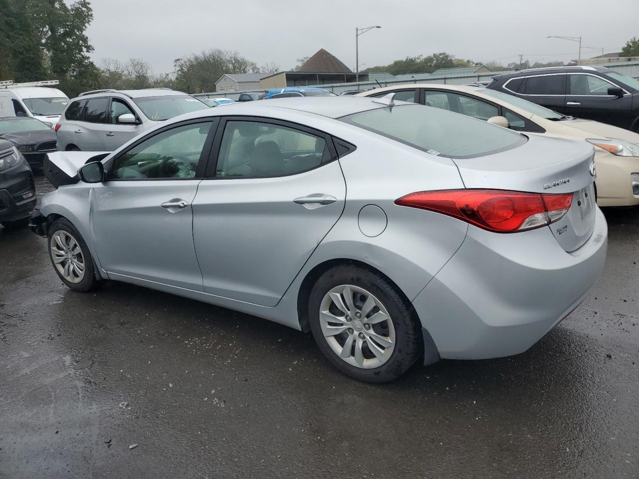 2013 Hyundai Elantra Gls - Фото 2