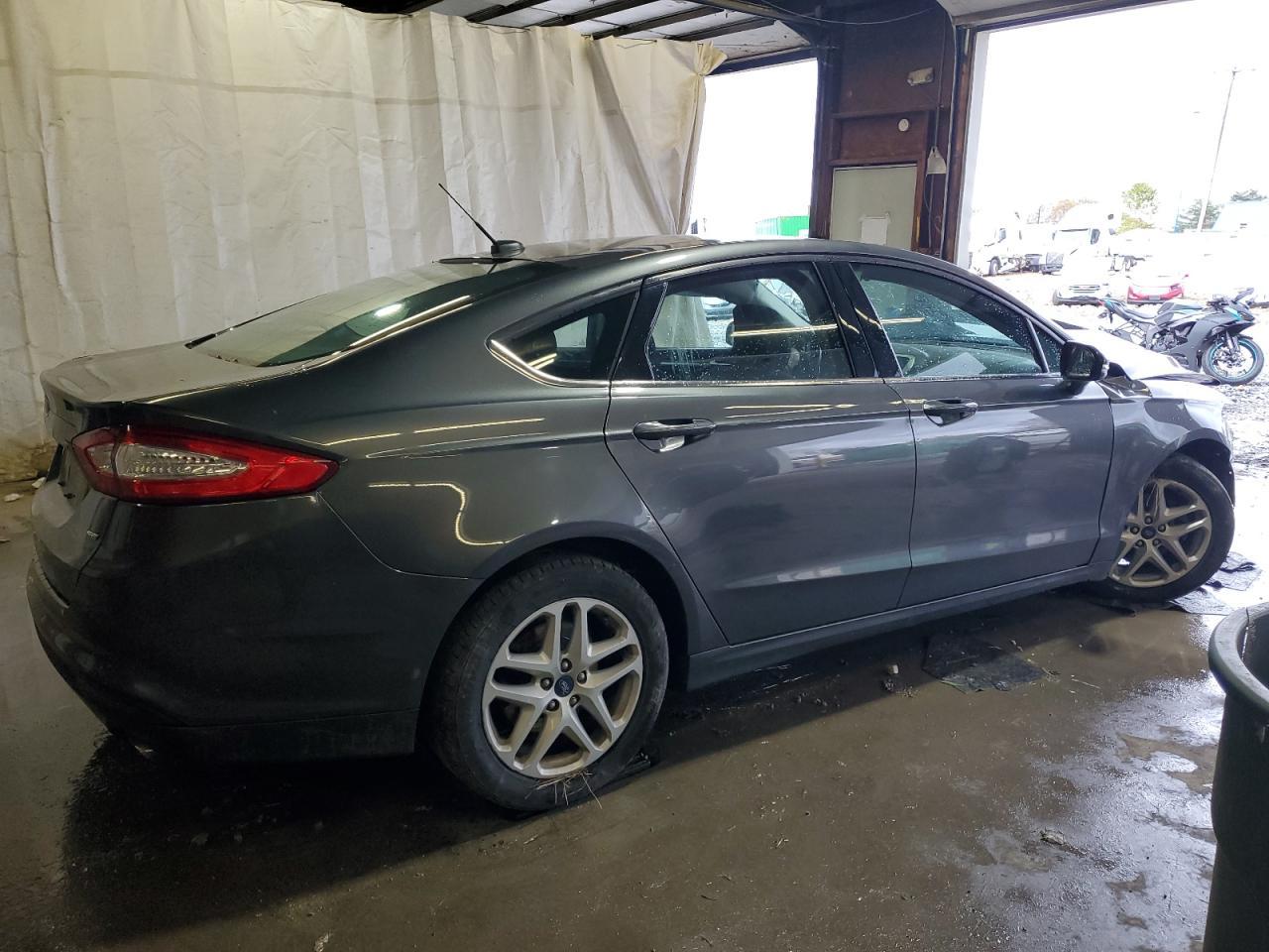 2015 Ford Fusion Se - Фото 3