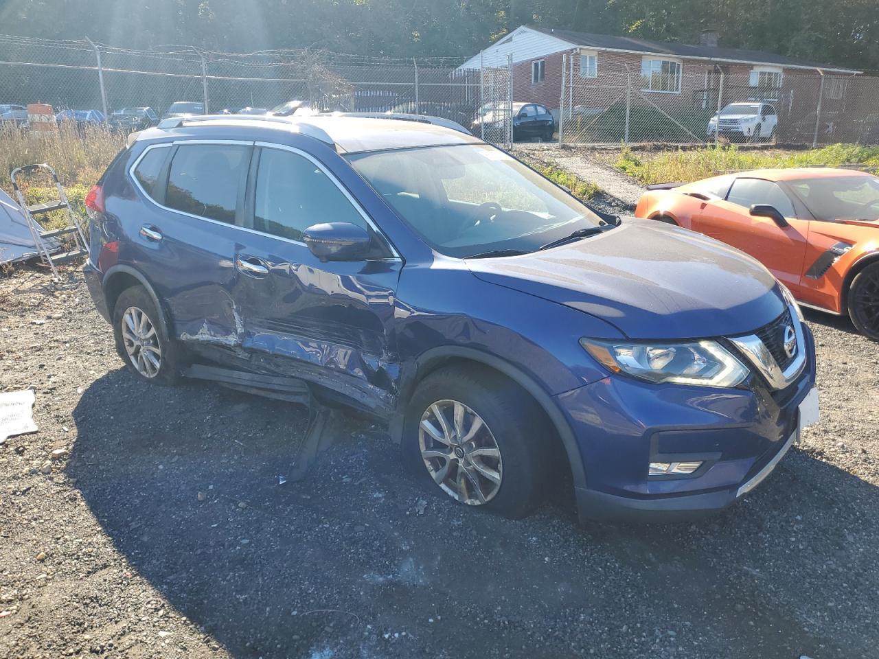 2017 Nissan Rogue Sv - Фото 4