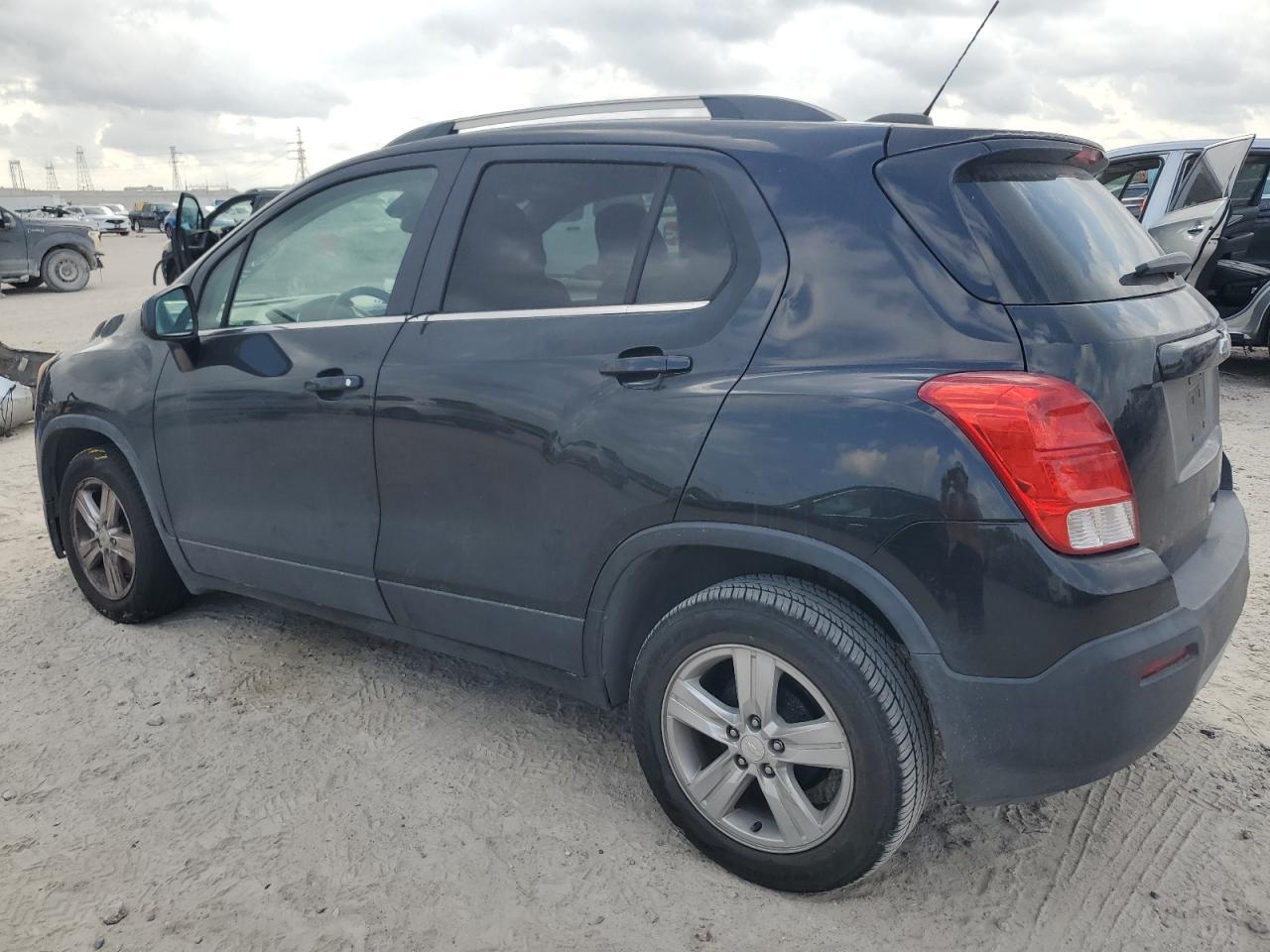2015 Chevrolet Trax 1Lt - Фото 2