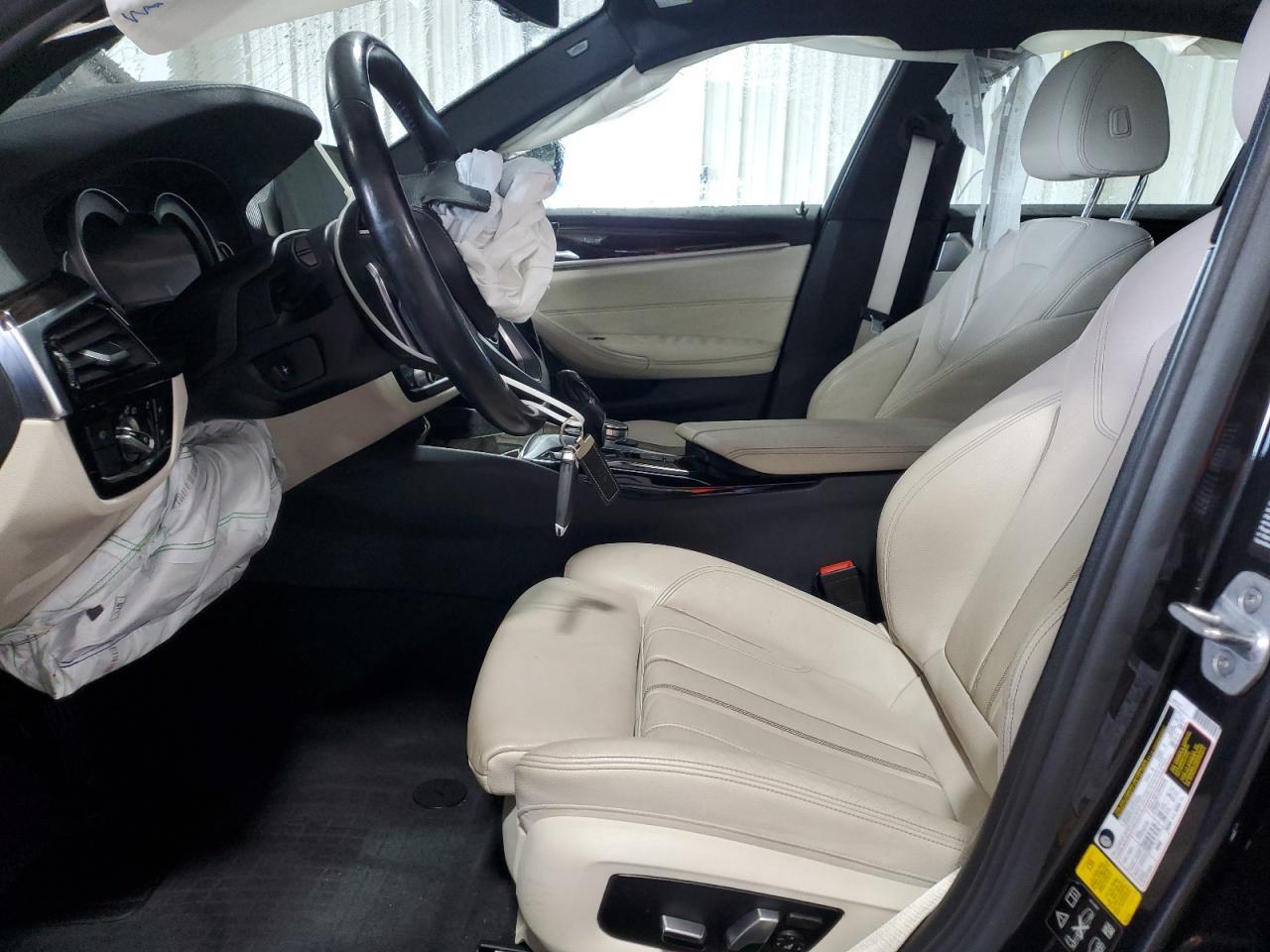 2017 BMW 530 Xi - Image 7