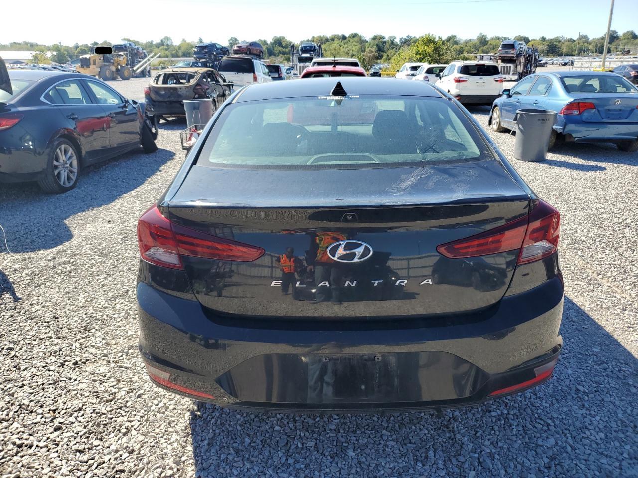 2020 Hyundai Elantra Sel - Image 6