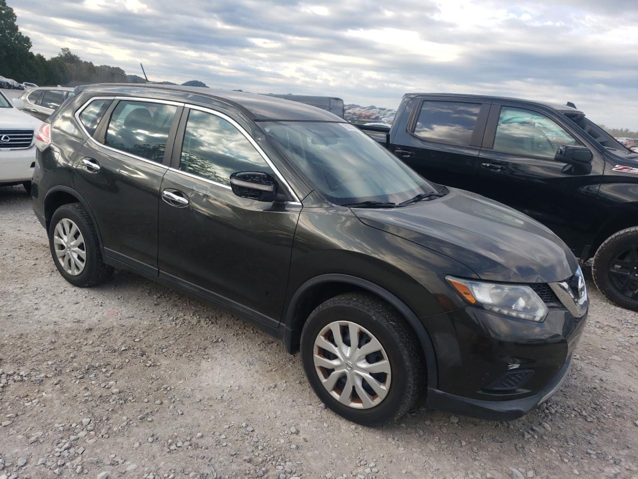 2015 Nissan Rogue S - Фото 4