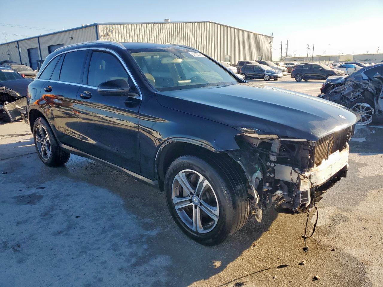 2017 Mercedes-Benz Glc 300 - Фото 4