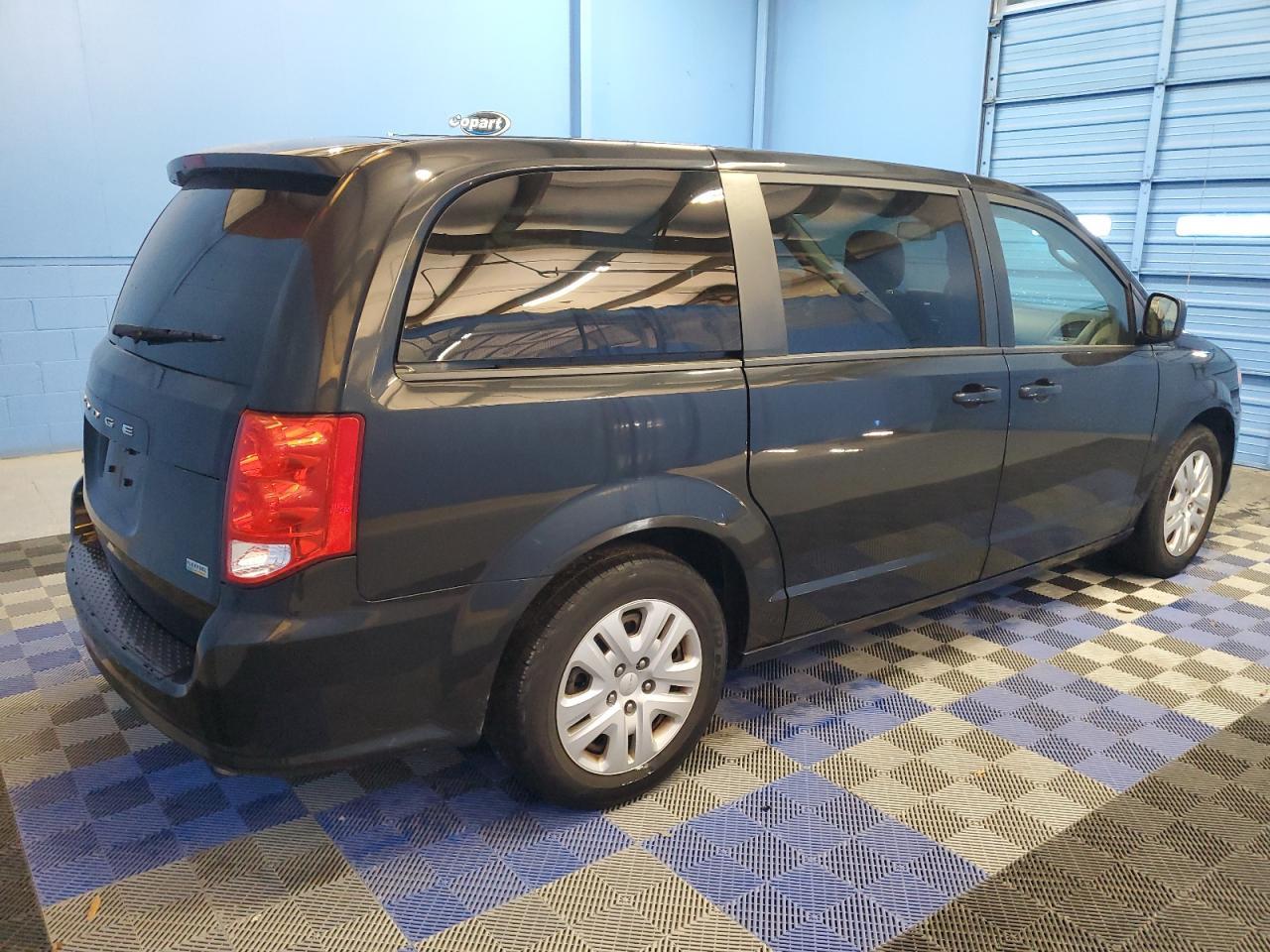 2018 Dodge Grand Caravan Se - Фото 3