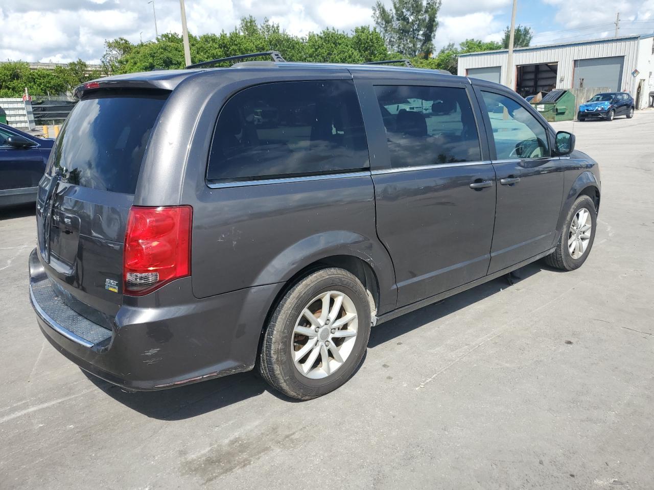 2019 Dodge Grand Caravan Sxt - Фото 3