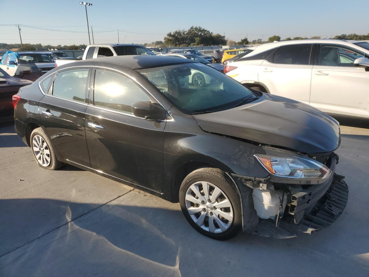 2019 Nissan Sentra S - Фото 4
