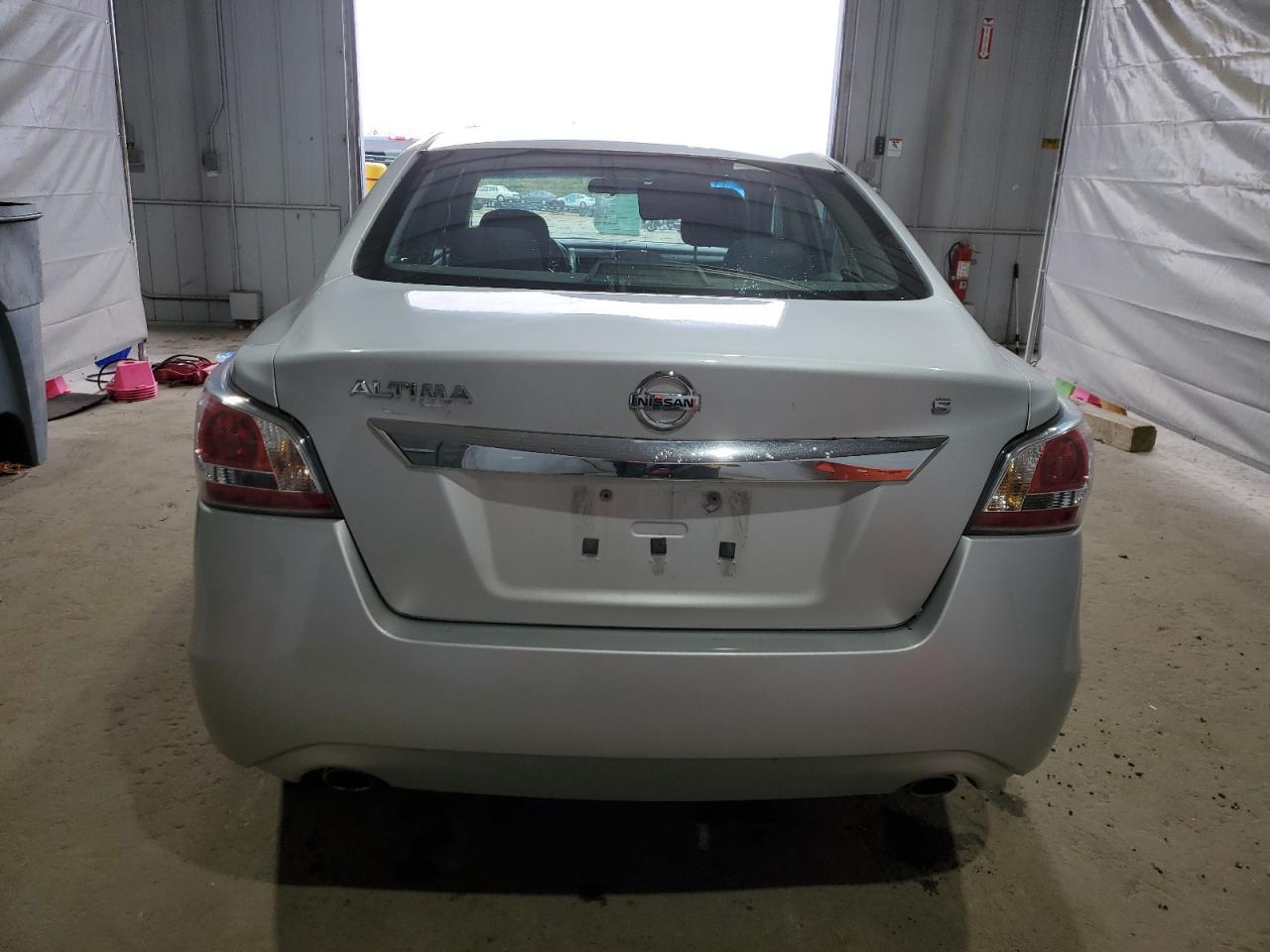 2015 Nissan Altima 2.5 - Фото 6