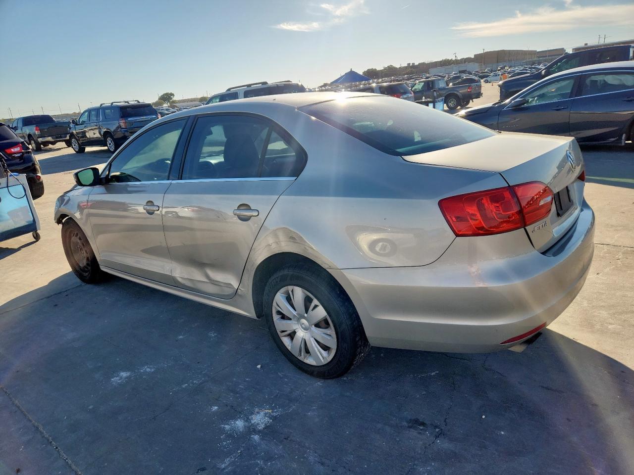 2013 Volkswagen Jetta Se - Фото 2