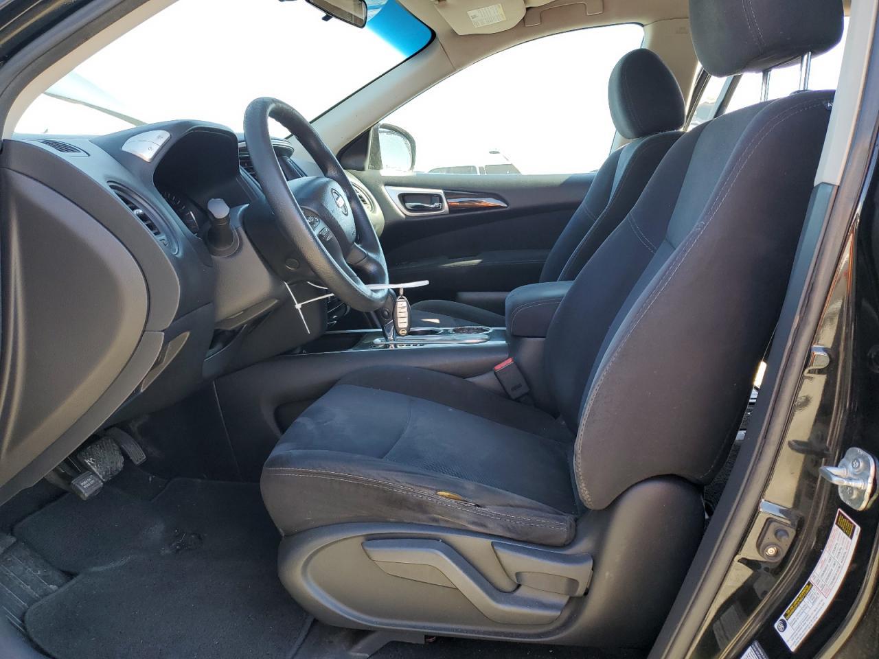 2014 Nissan Pathfinder S - Image 7