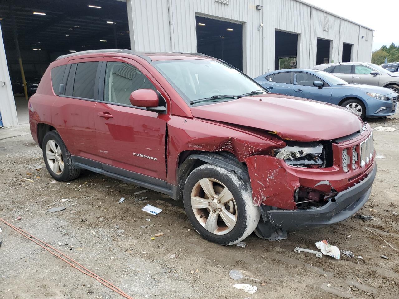 2015 Jeep Compass Latitude - Фото 4