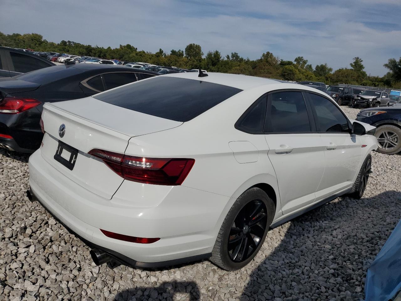 2021 Volkswagen Jetta - Image 3