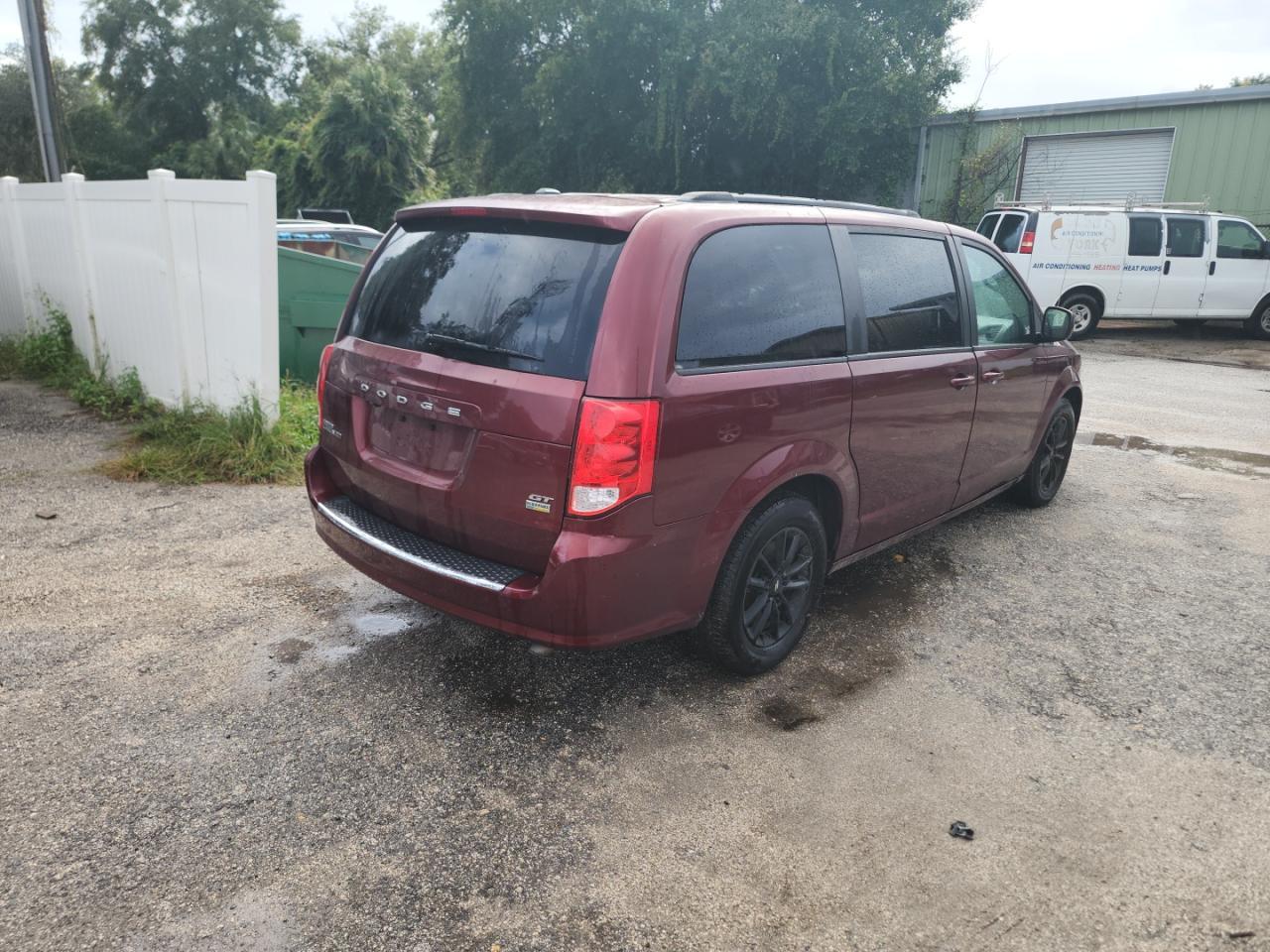 2019 Dodge Grand Caravan Gt - Фото 4