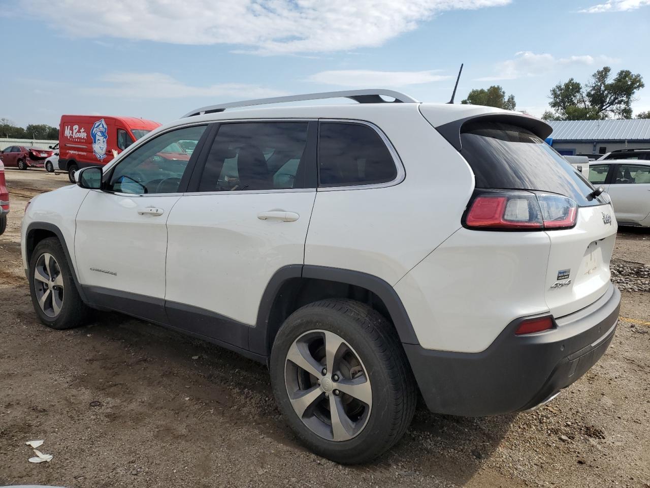 2019 Jeep Cherokee Limited - Image 2