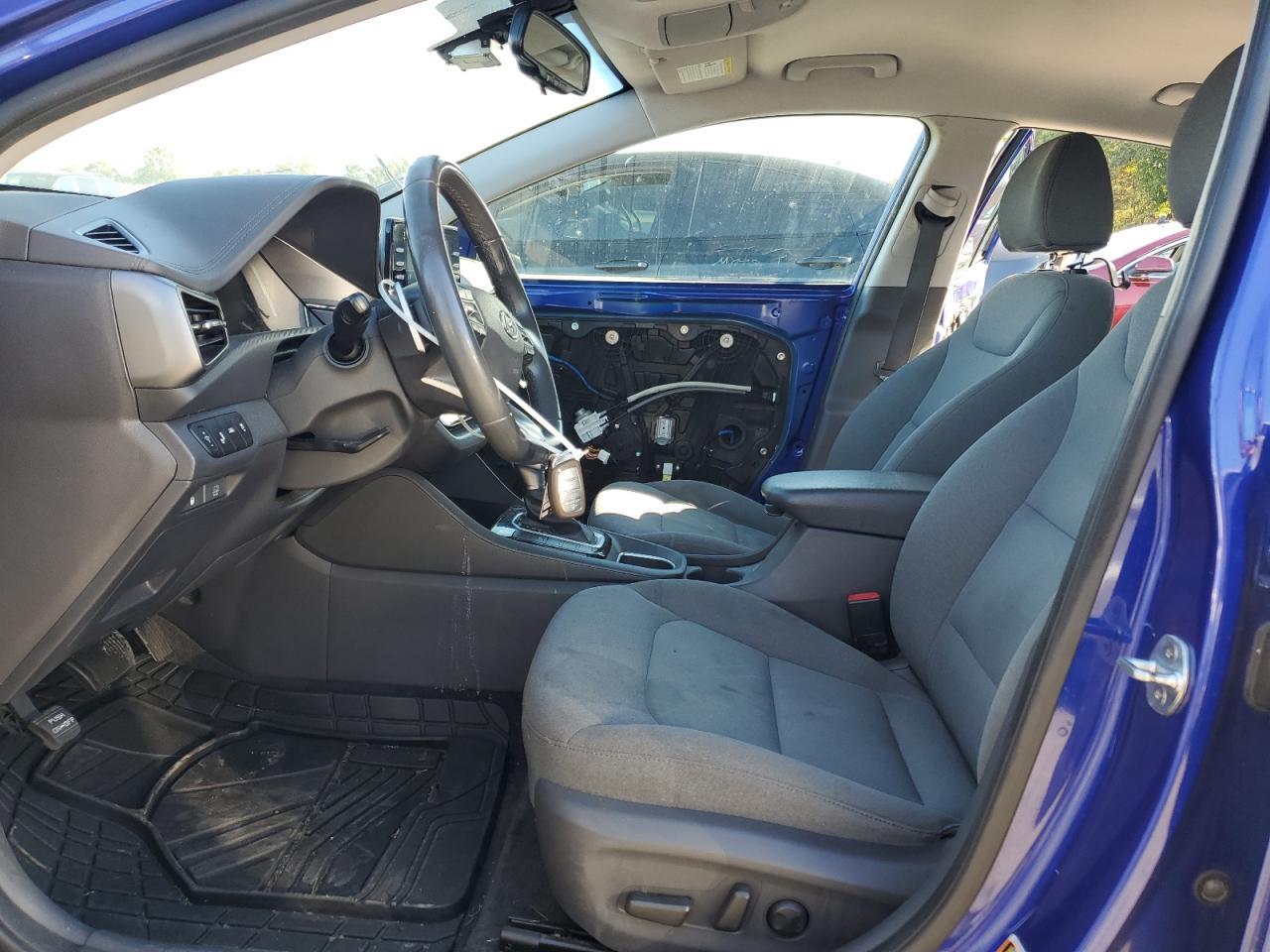 2020 Hyundai Ioniq Se - Image 7