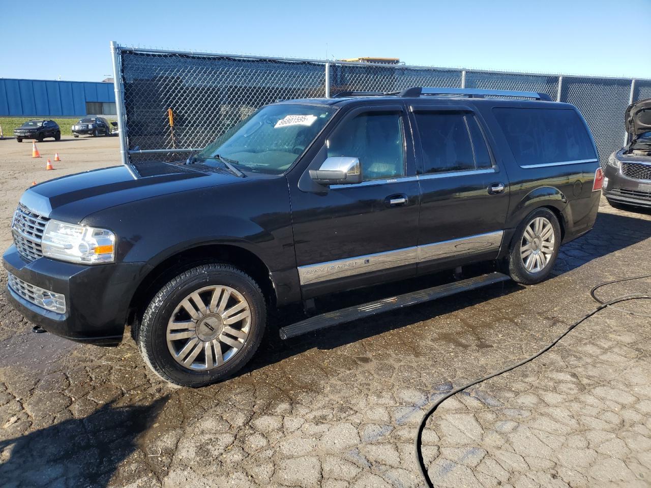 2012 Lincoln Navigator L