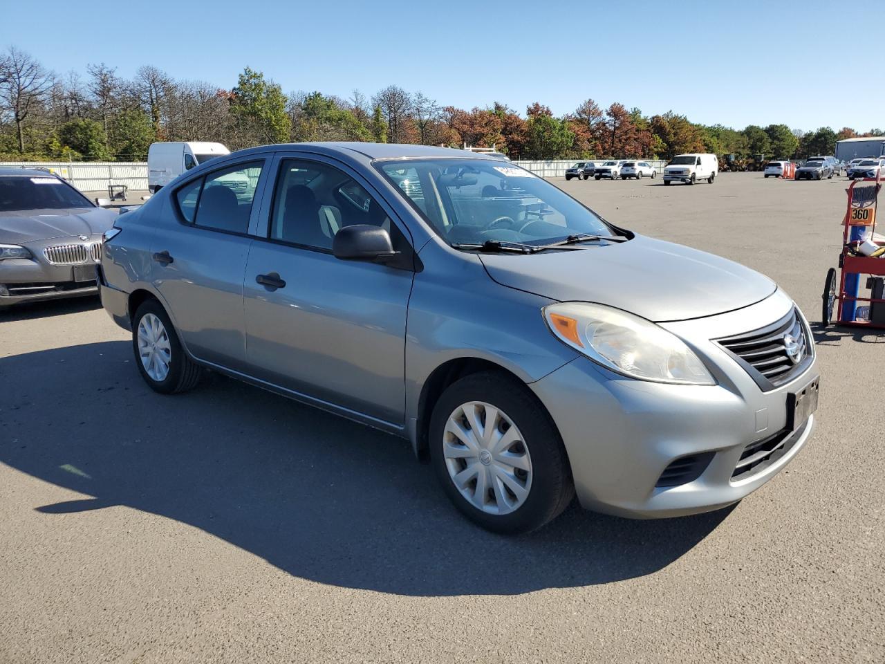 2013 Nissan Versa S - Image 4