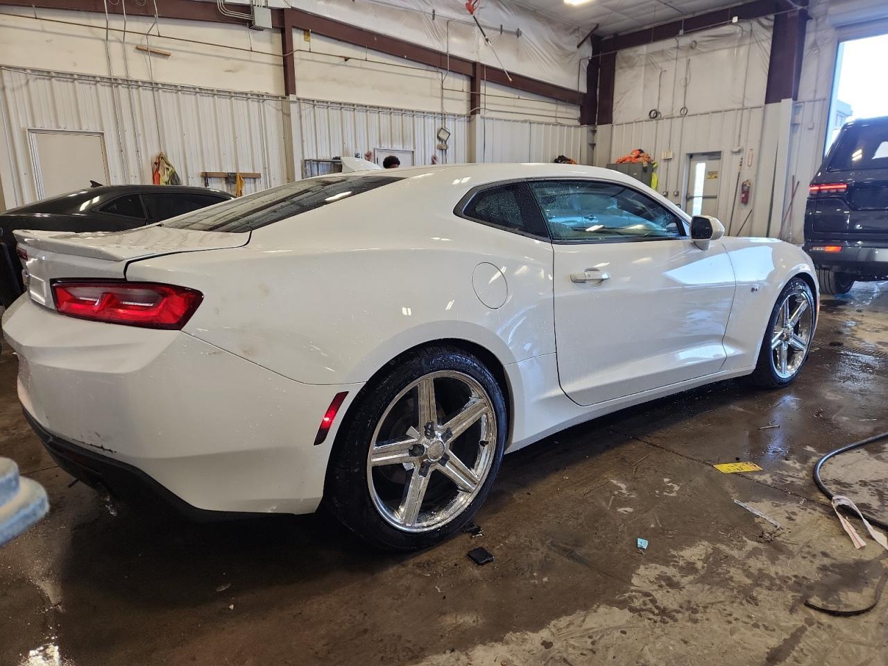 2017 Chevrolet Camaro Lt - Фото 3