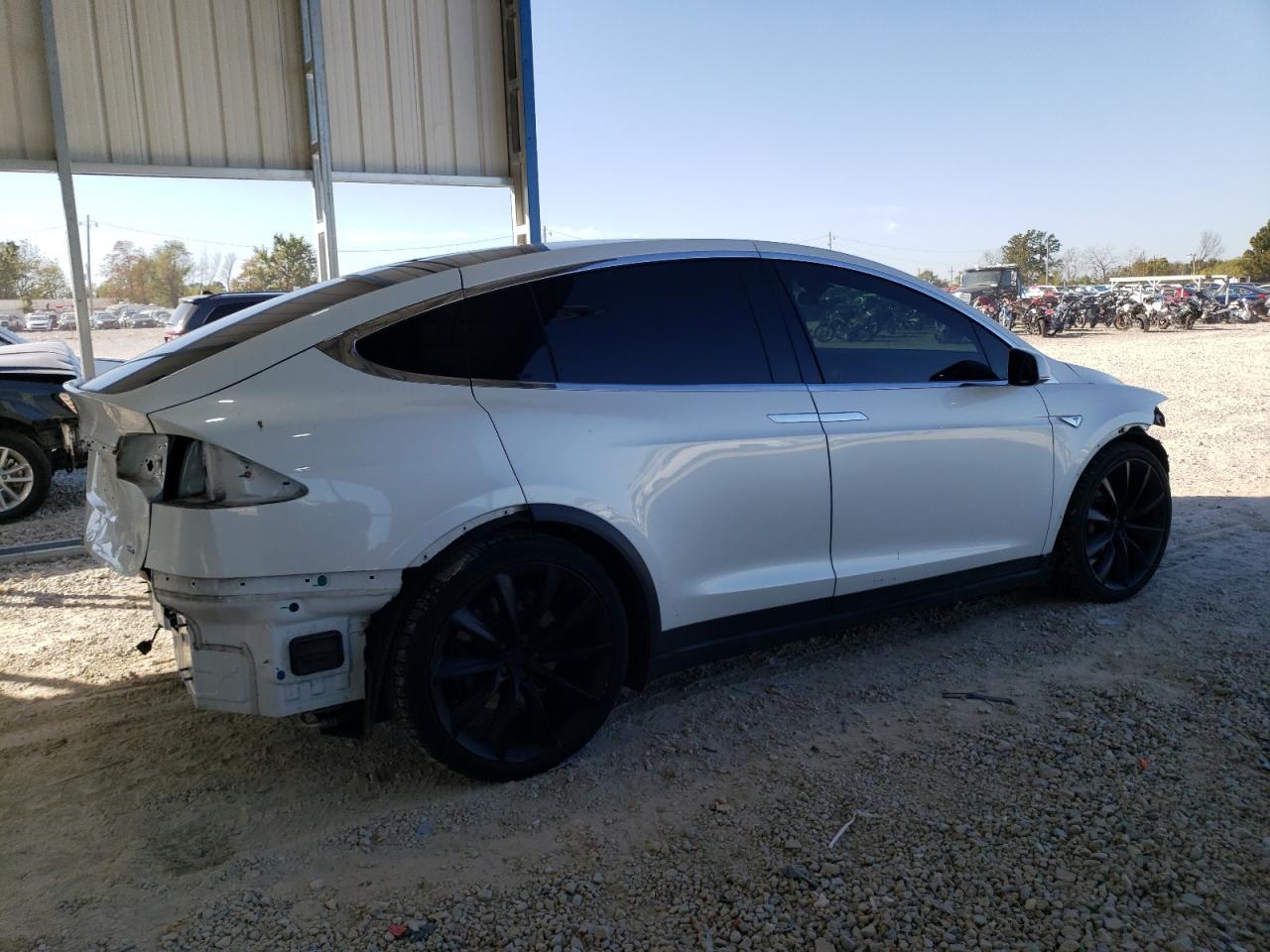 2016 Tesla Model X - Фото 3