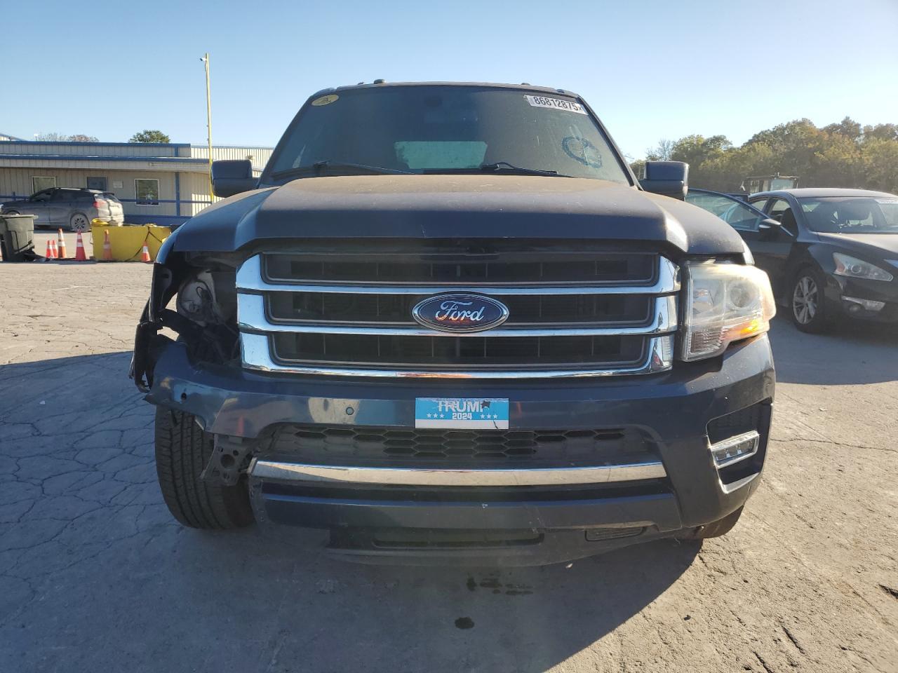2016 Ford Expedition Limited - Image 5