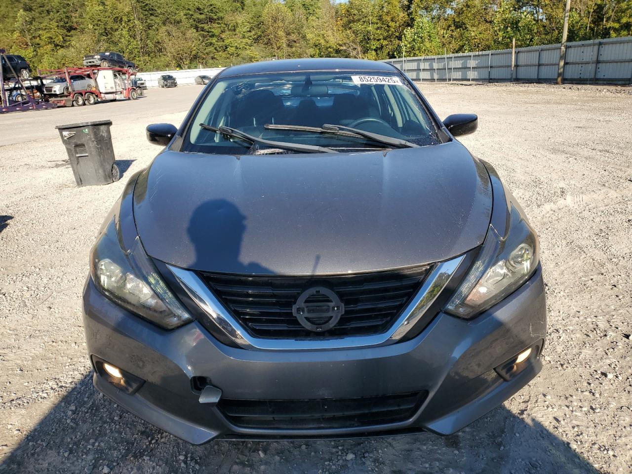 2017 Nissan Altima 2.5 - Image 5