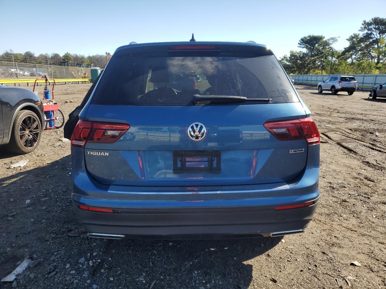 2020 Volkswagen Tiguan S - Image 6