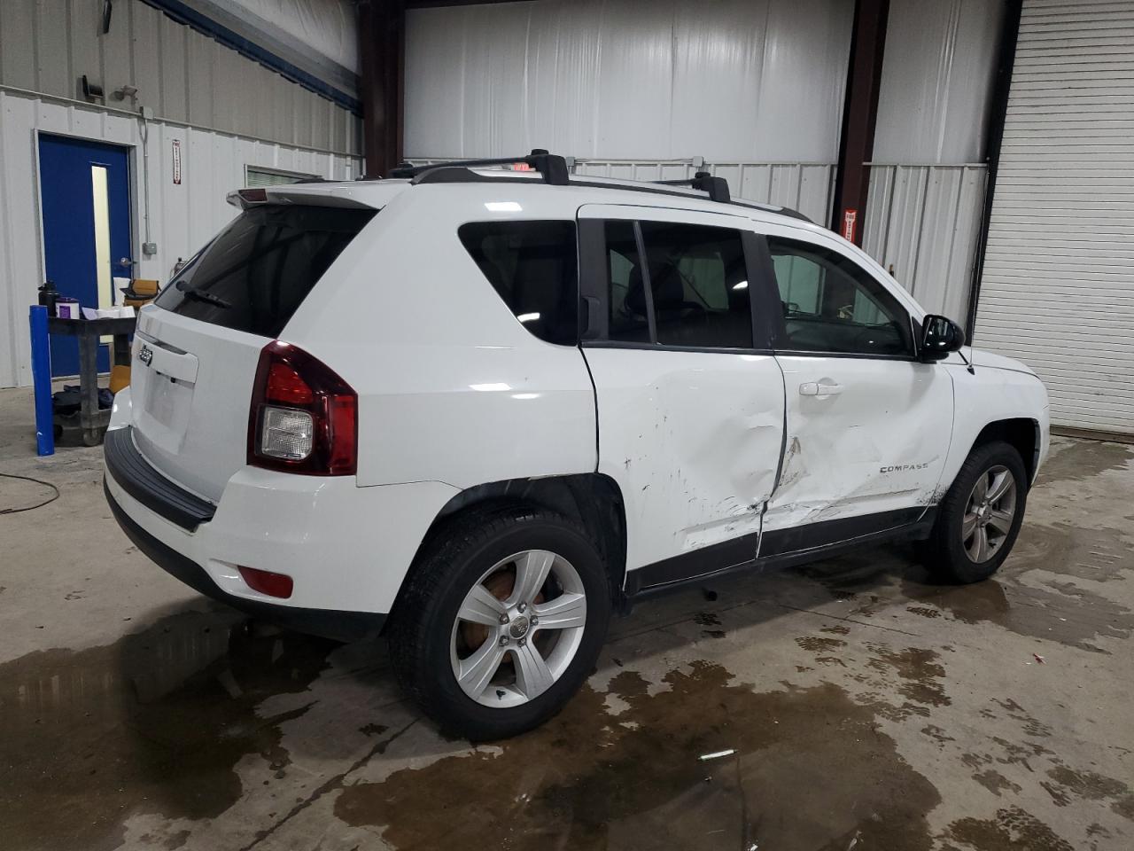 2016 Jeep Compass Sport - Фото 3