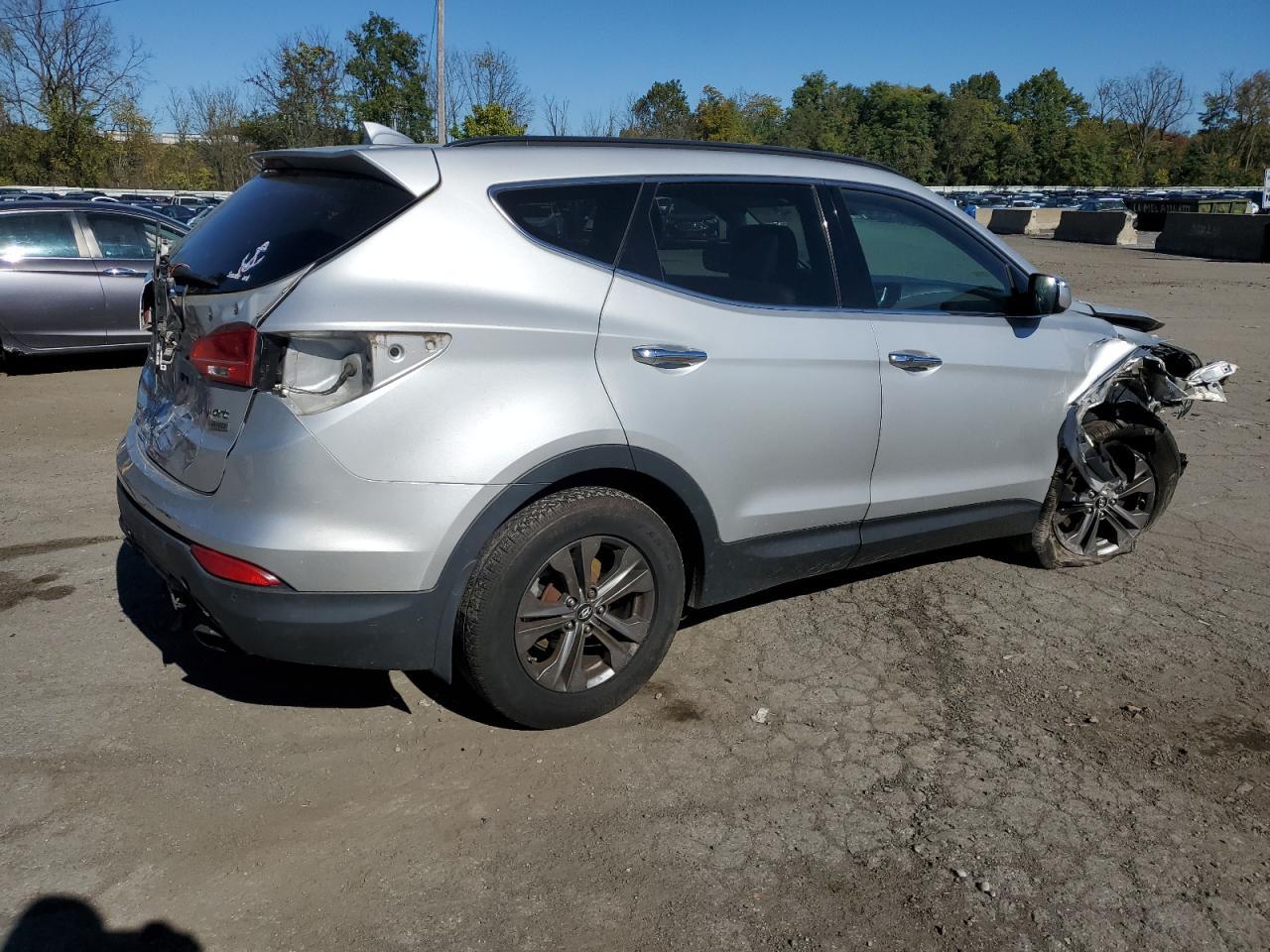 2014 Hyundai Santa Fe Sport - Image 3