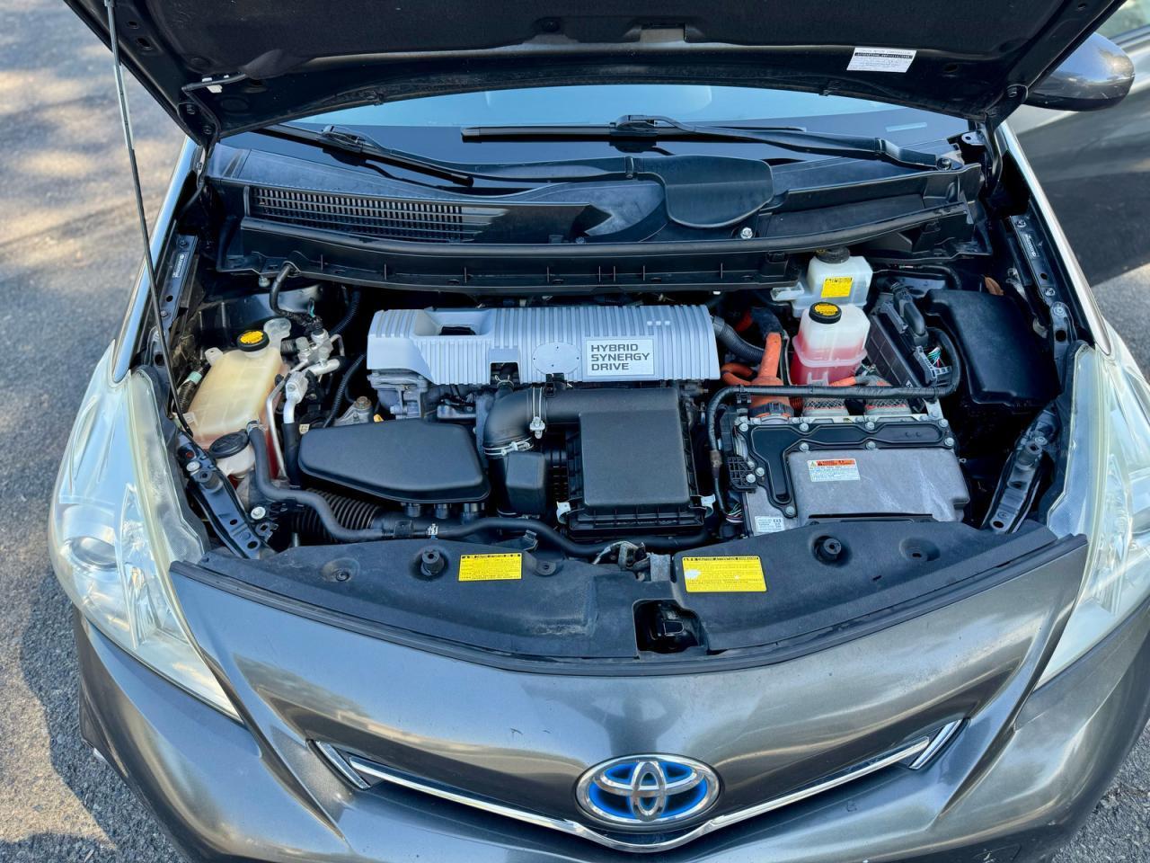 2012 Toyota Prius V - Image 7