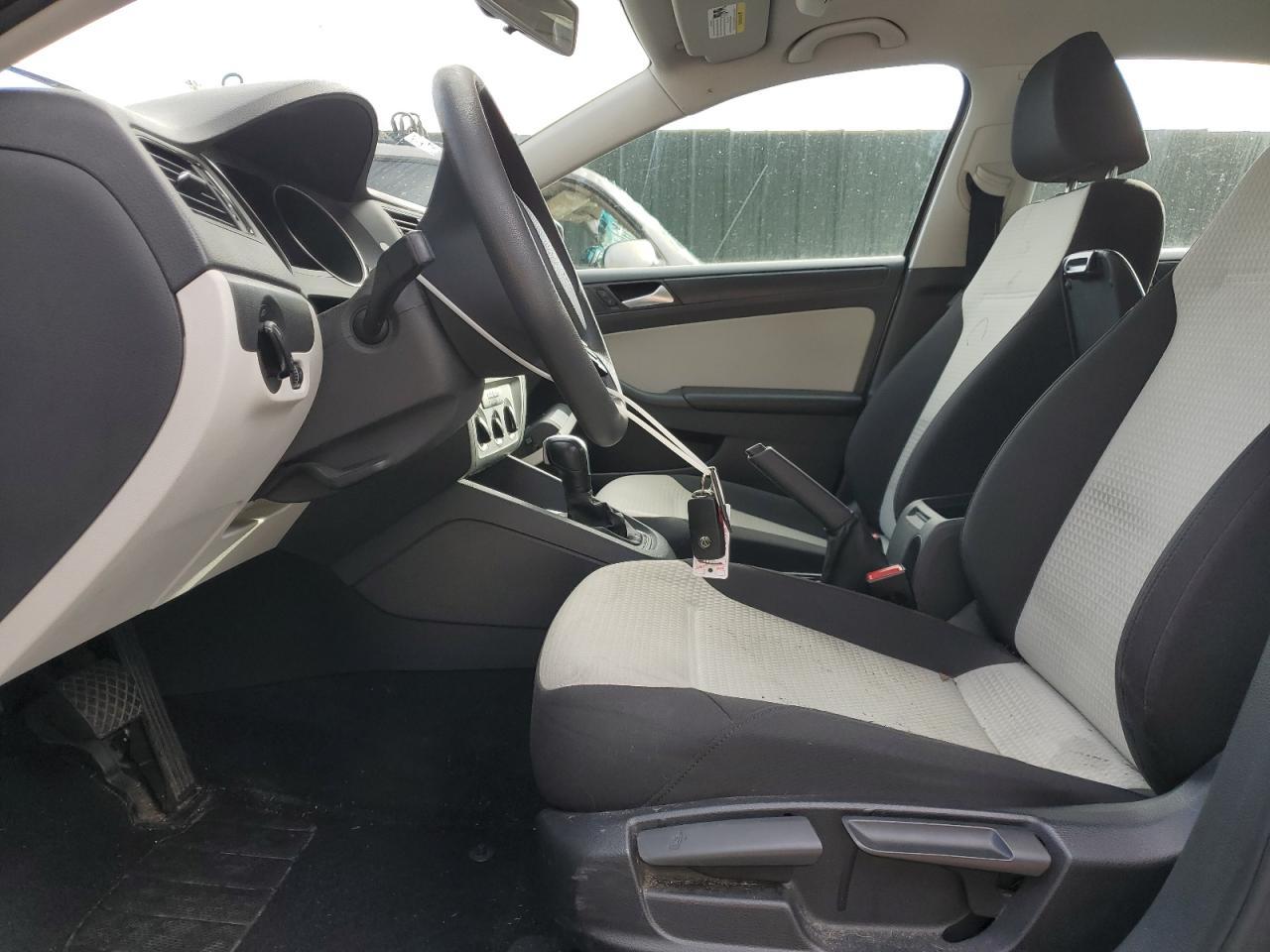 2015 Volkswagen Jetta Base - Image 7