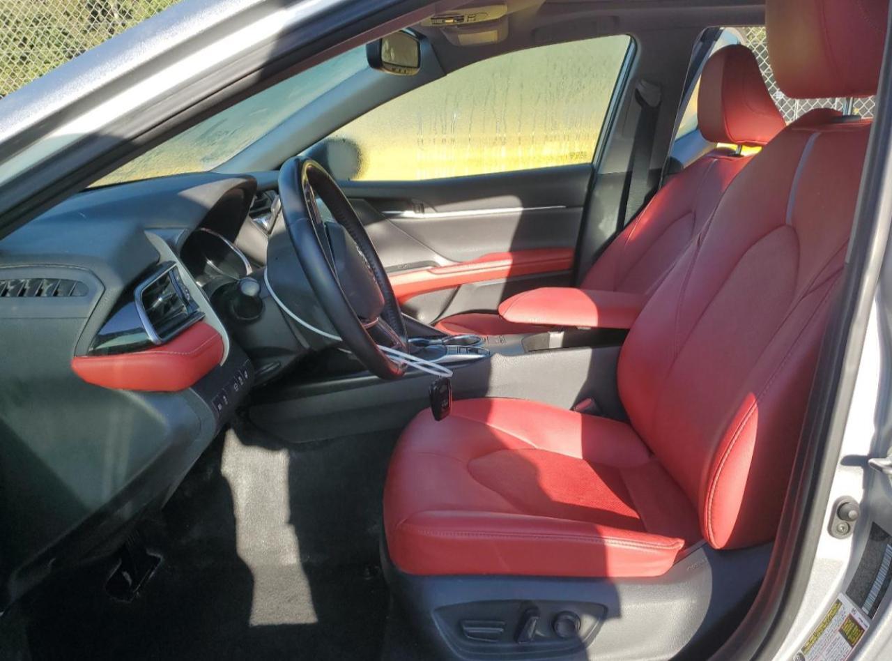 2020 Toyota Camry Xse - Фото 7