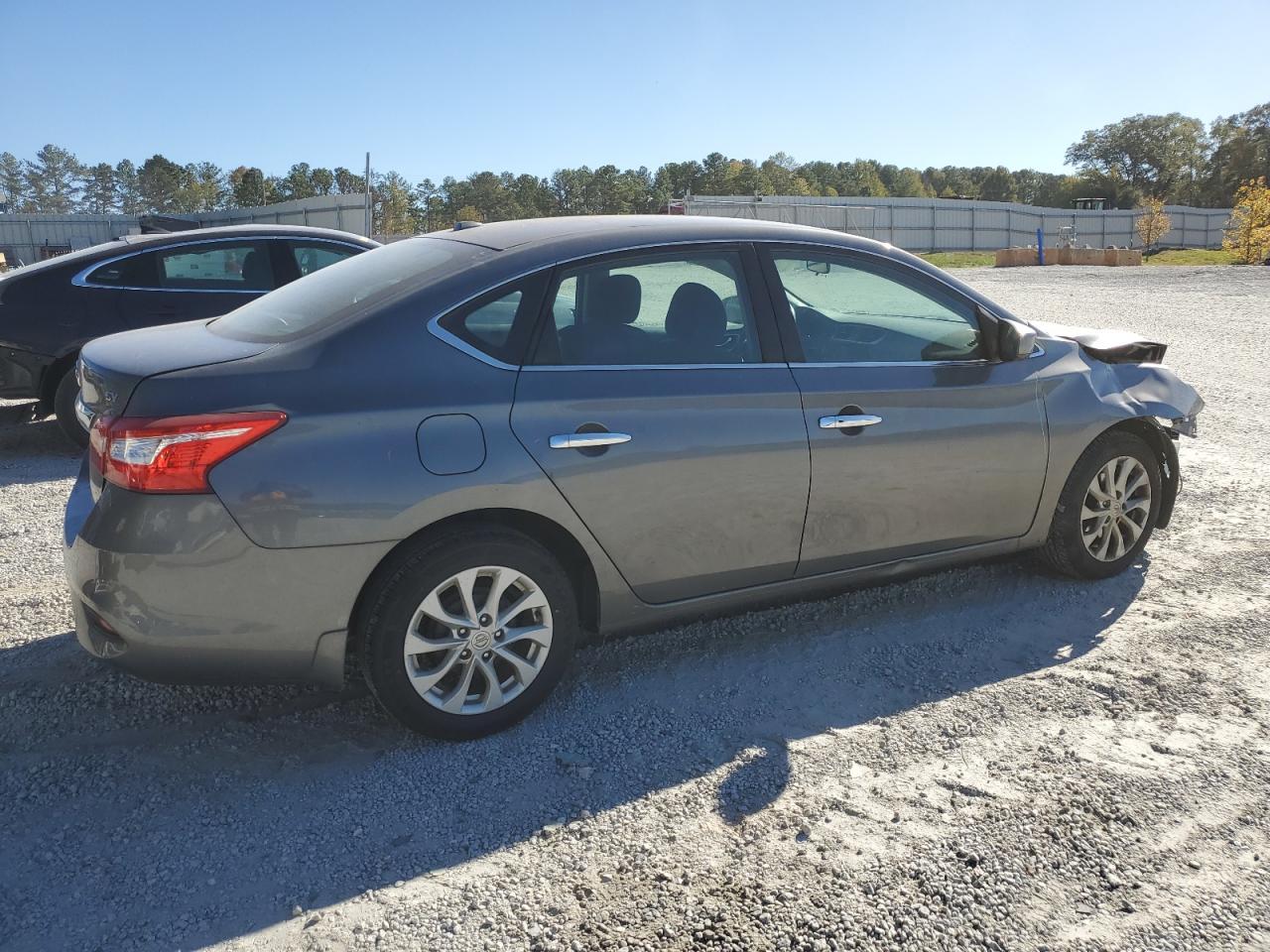 2019 Nissan Sentra S - Фото 3