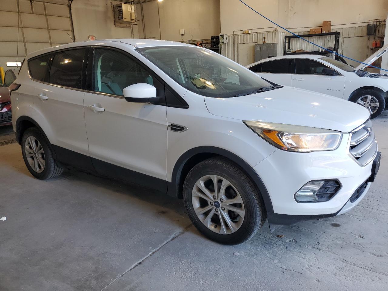 2017 Ford Escape Se - Фото 4