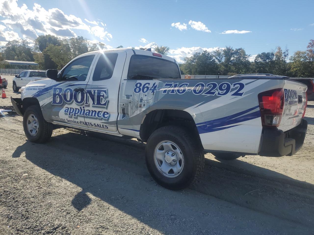 2022 Toyota Tacoma Access Cab - Фото 2