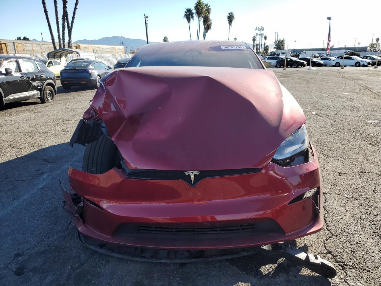 2024 Tesla Model X - Image 5