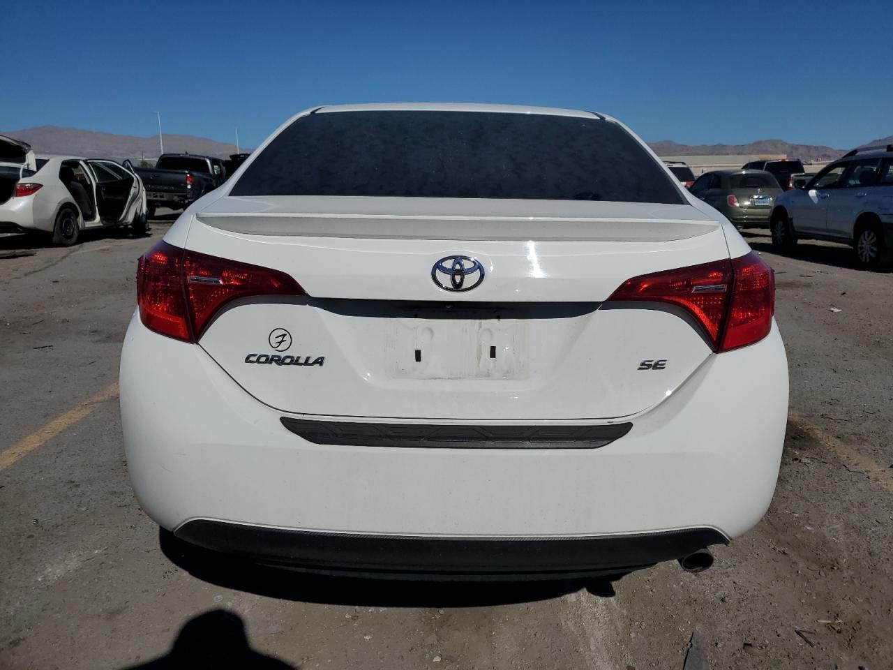 2017 Toyota Corolla L - Фото 6