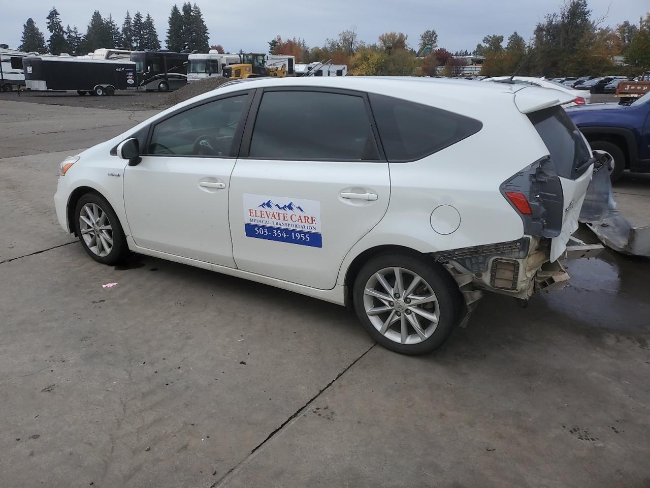 2014 Toyota Prius V - Image 2