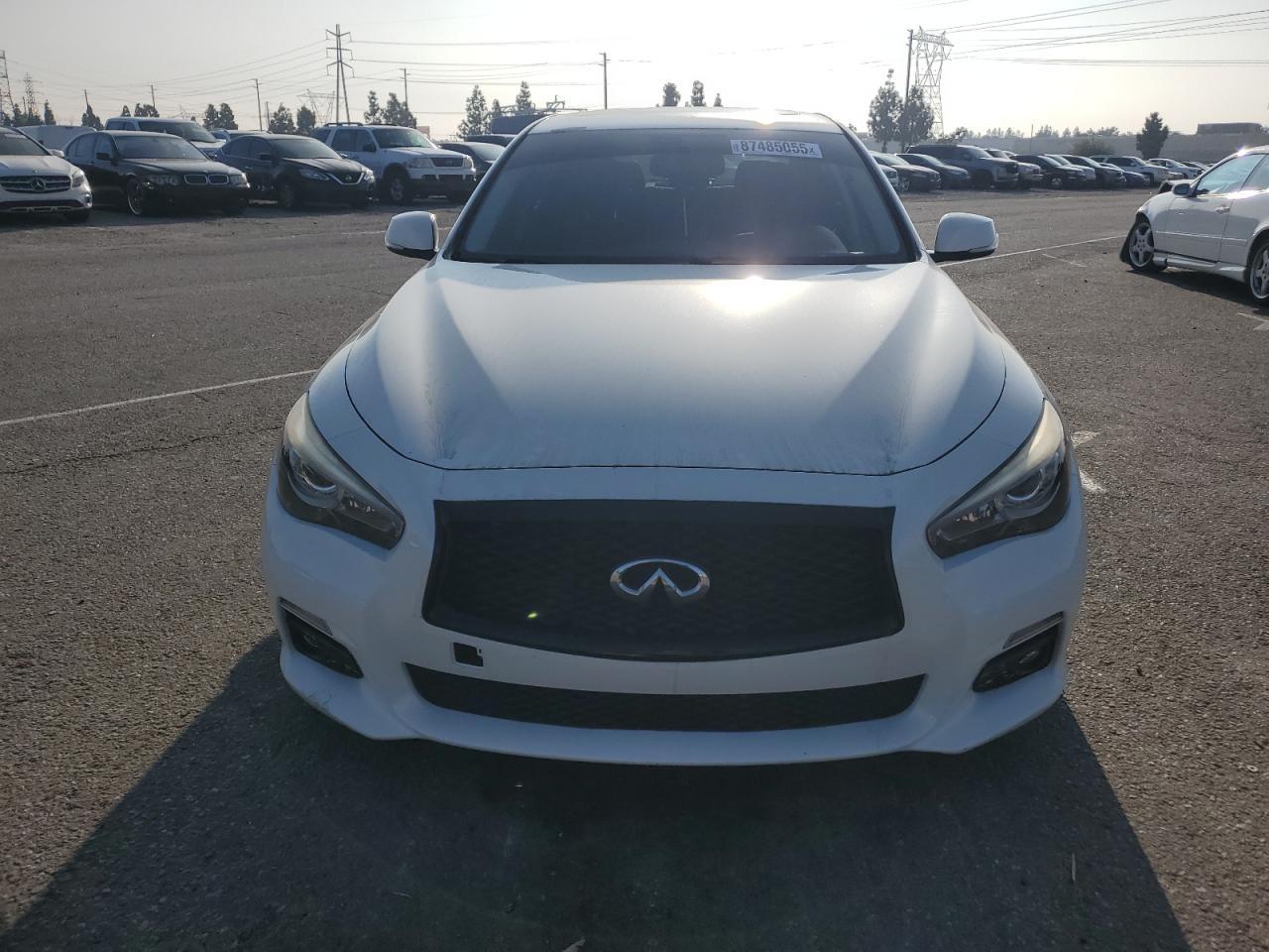 2017 Infiniti Q50 Premium - Image 5
