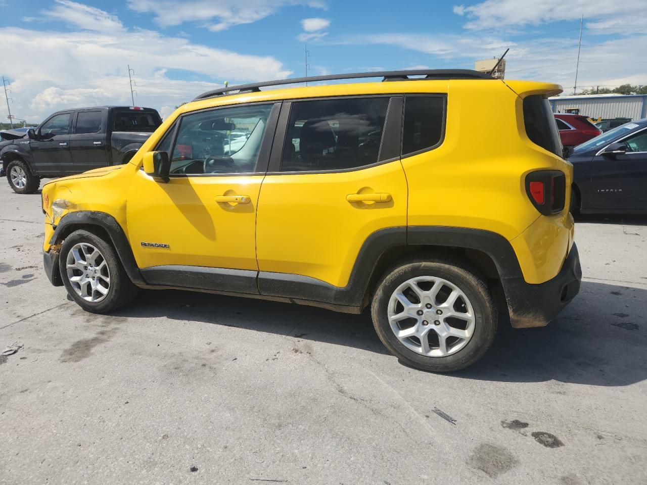 2017 Jeep Renegade Latitude - Фото 2