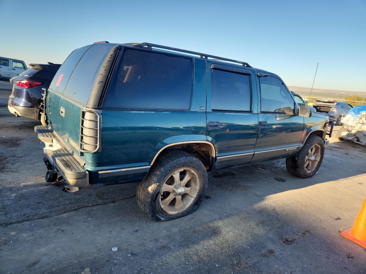 1999 Chevrolet Tahoe K1500 - Image 3