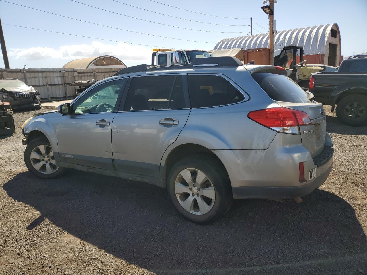 2011 Subaru Outback 2.5I Limited - Фото 2