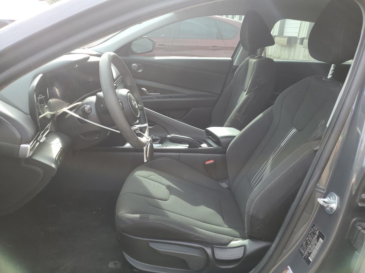 2024 Hyundai Elantra Sel - Image 7