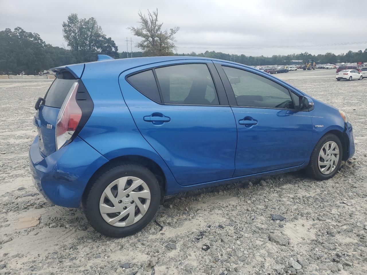 2015 Toyota Prius C - Фото 3