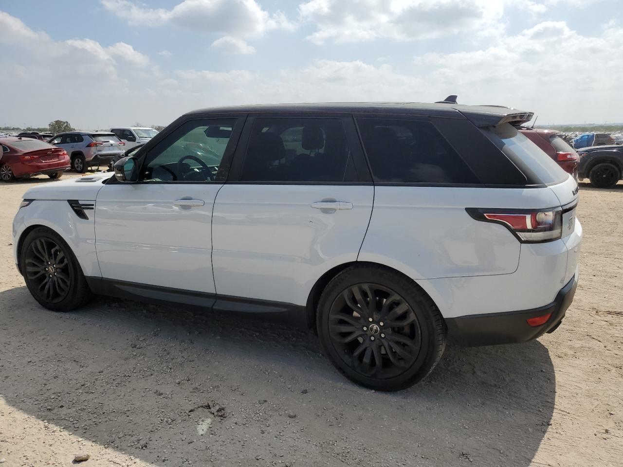 2016 Land Rover Range Rover Sport Hse - Image 2
