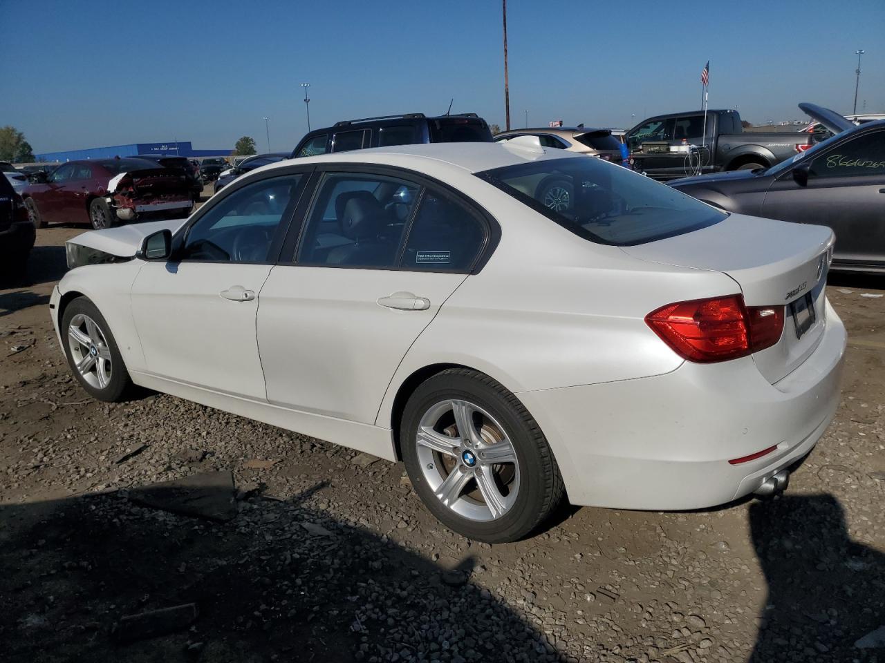 2013 BMW 328 Xi - Image 2
