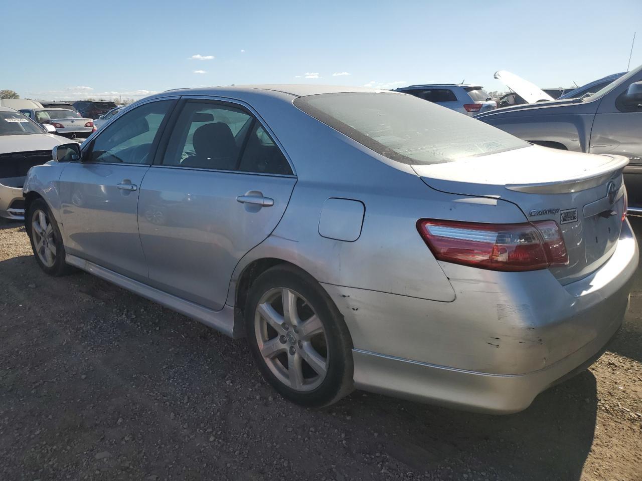 2007 Toyota Camry Se - Image 2