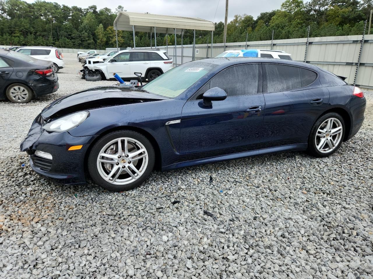 2011 Porsche Panamera 2