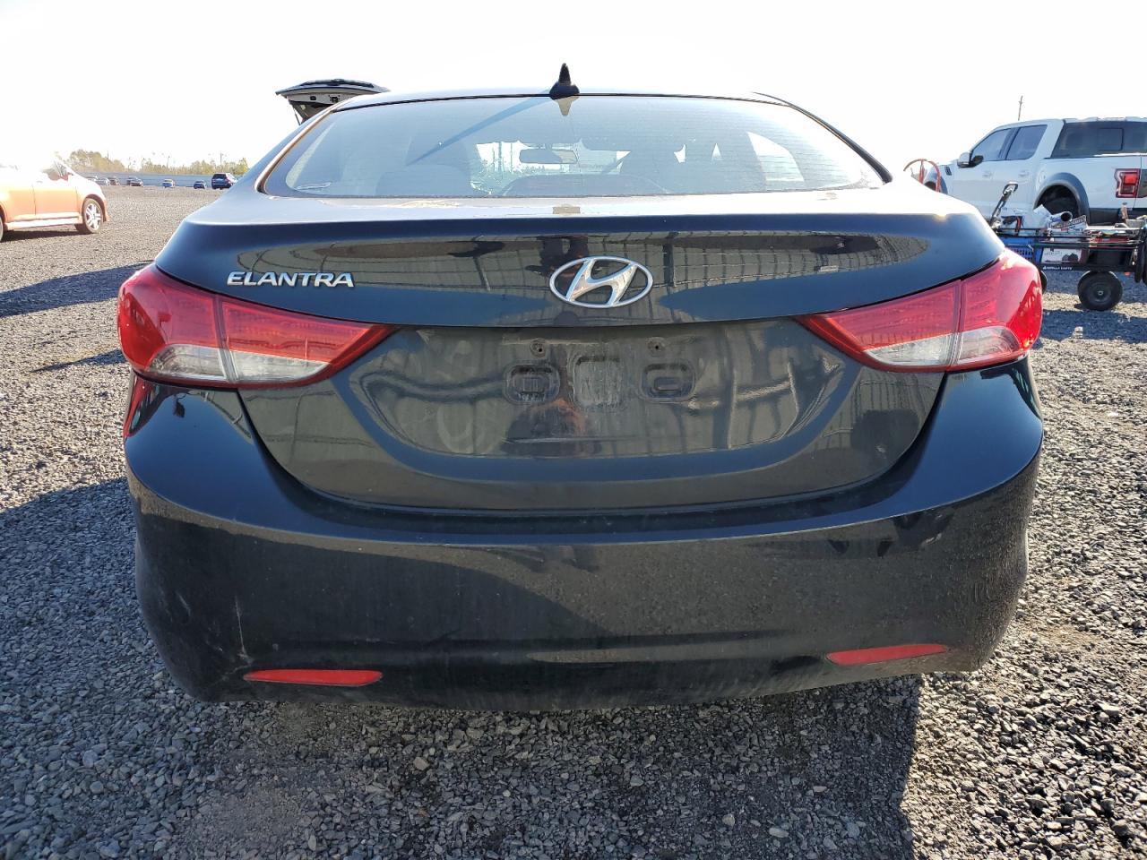 2013 Hyundai Elantra Gls - Image 6