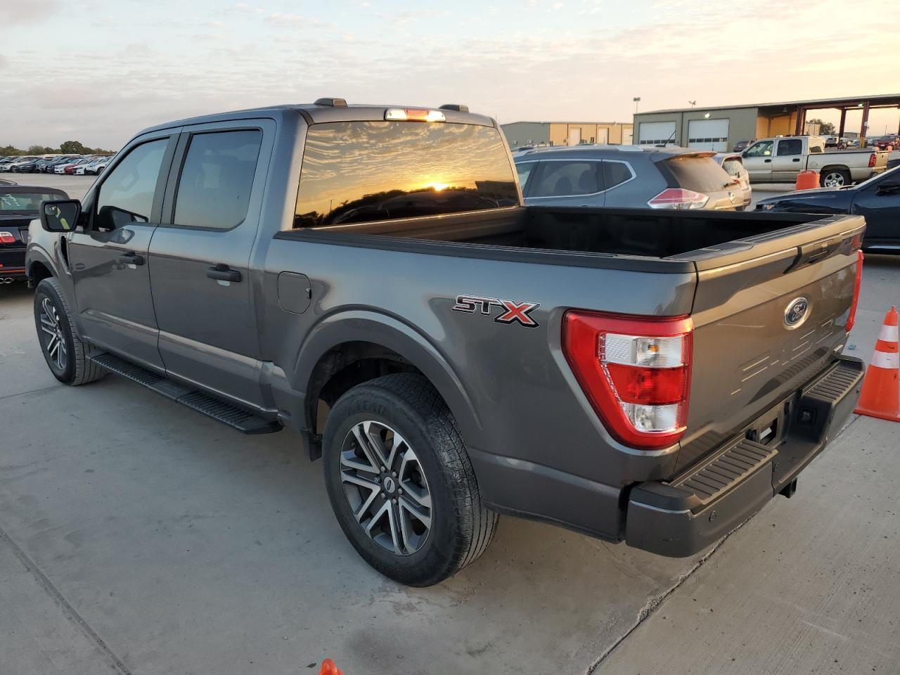 2022 Ford F150 Supercrew - Фото 2